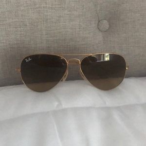 Ray-ban aviators 58104